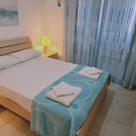 Dream Maisonette *
